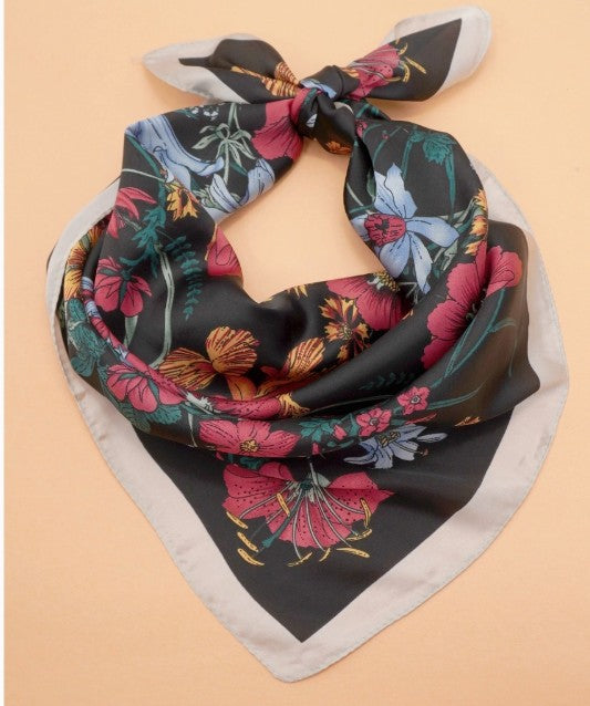 JOSSlyn - Large Black Print Bandana Scarf