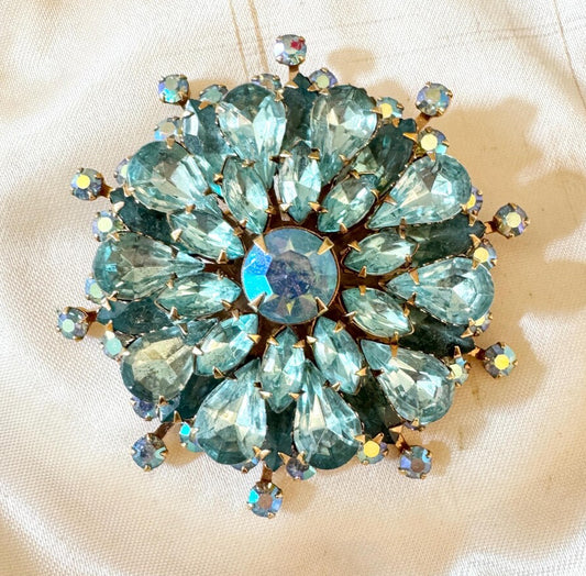 Vintage - Vintage 1950’s Blue Rhinestone Brooch