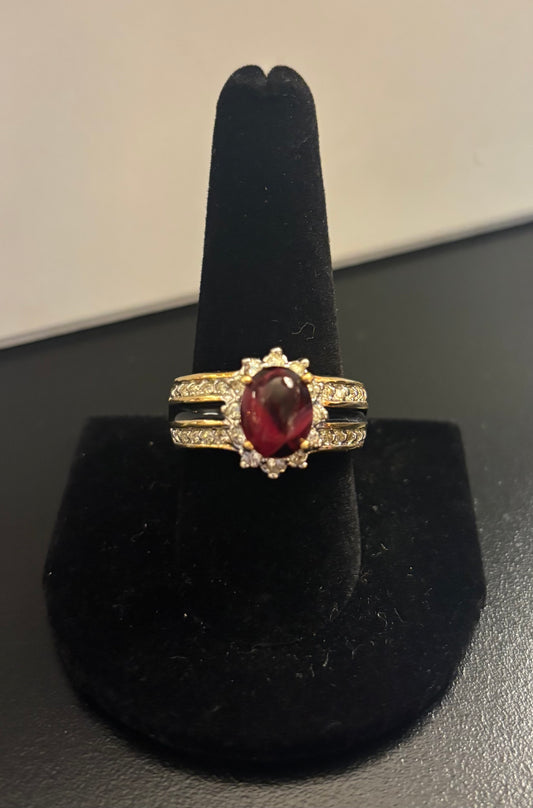 Providence Vintage Jewelry - Red Cabochon Stone Ring with CZ