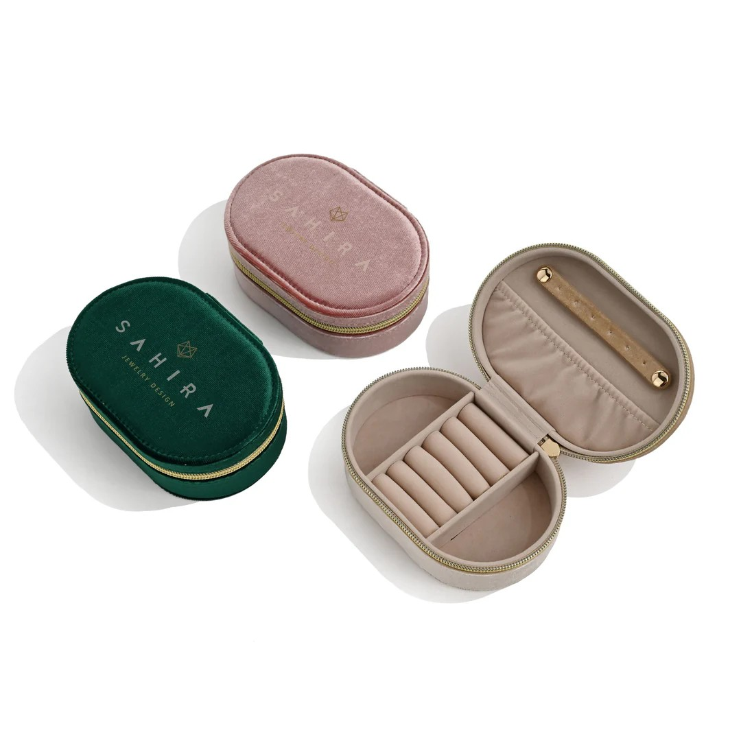 Sahira Jewelry Design - Velvet Travel Jewelry Box - Emerald